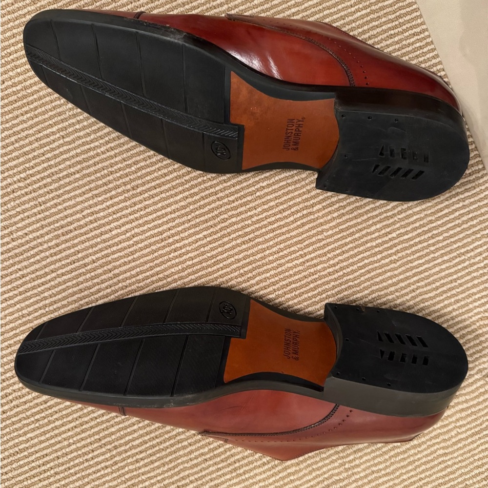 Johnston & Murphy Shoes - Picture 4 of 6